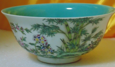 大清雍正年製粉彩繪花卉石竹瓷碗